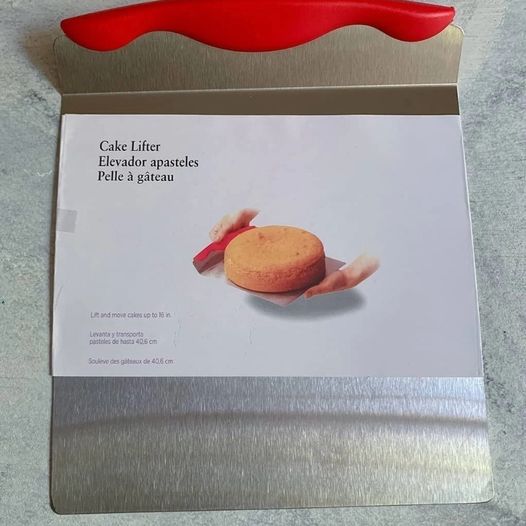Espatula Elevadora de Tortas y Pizzas  20x24cm