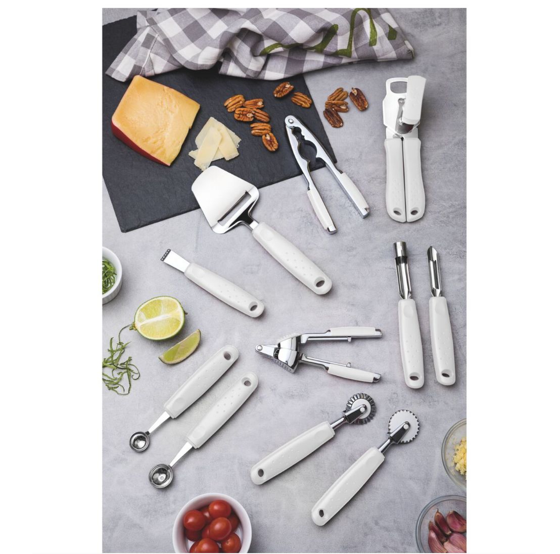 Boleador Tramontina Utilitá en Acero Inoxidable con Mango de Polipropileno Blanco 2,9 cm
