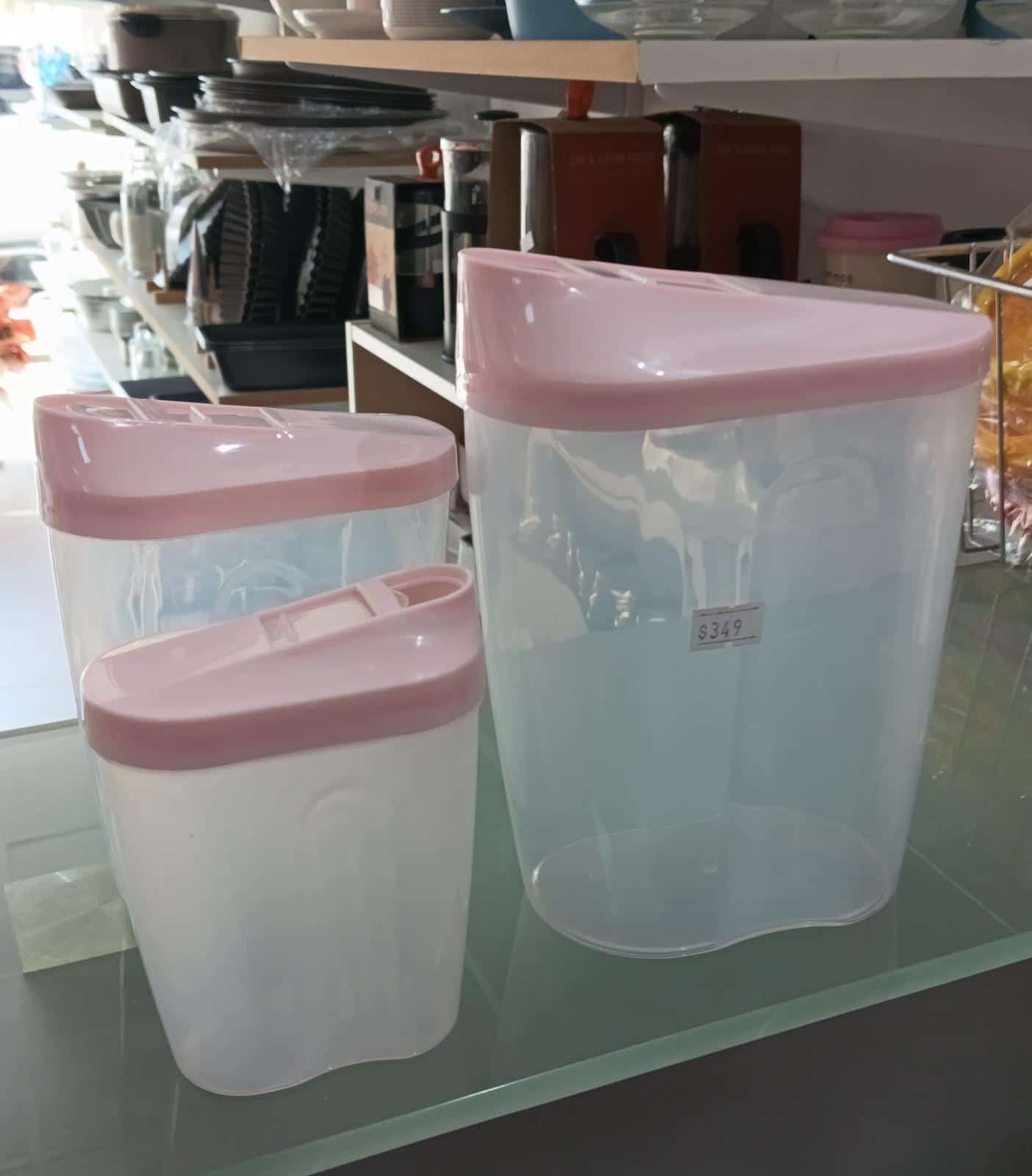 Trio de Yerberas en plastico con Dosificador
