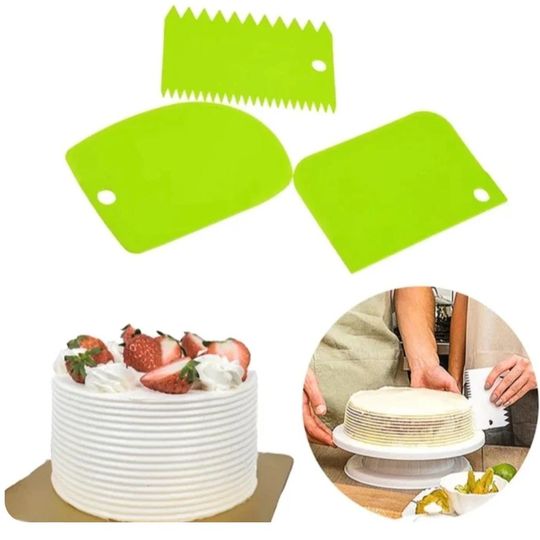 Set 3 scraper de pasteleria 11cm. Colores pastel.