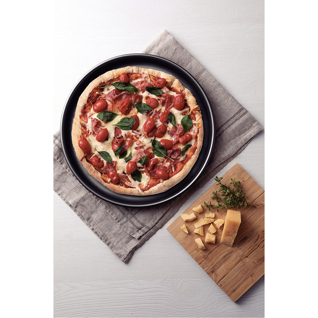 Asadera para pizza Tramontina Brasil en aluminio con revestimiento interno y externo antiadherente Starflon Max grafito 30 cm 1,8 L