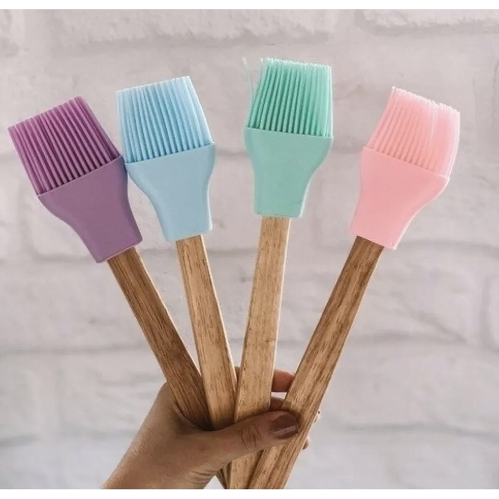 Pincel de silicona con mango de bambu 27cm