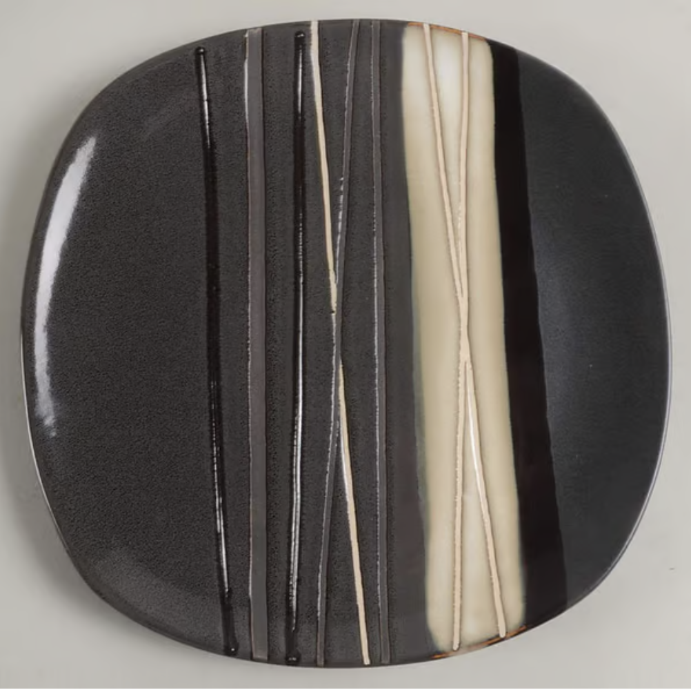 Plato Ceramica grande Gris acanalado con textura 28cm